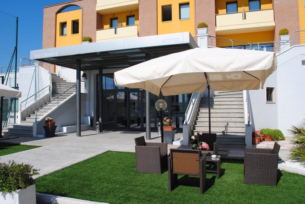 Hotel La Tavernetta Campobasso Exterior foto